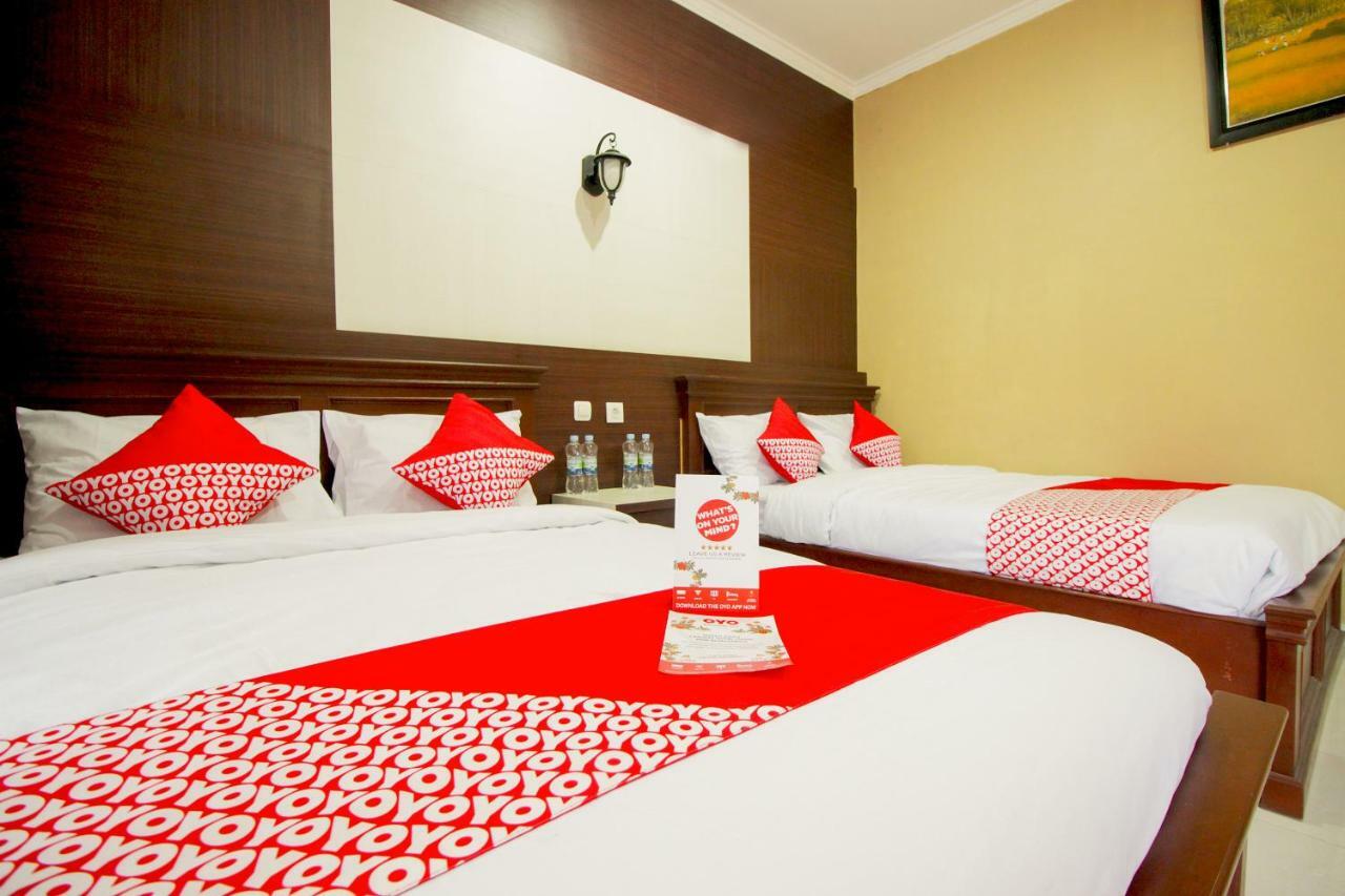 Oyo 820 Abad Baru Hotel Pangandaran Exterior foto