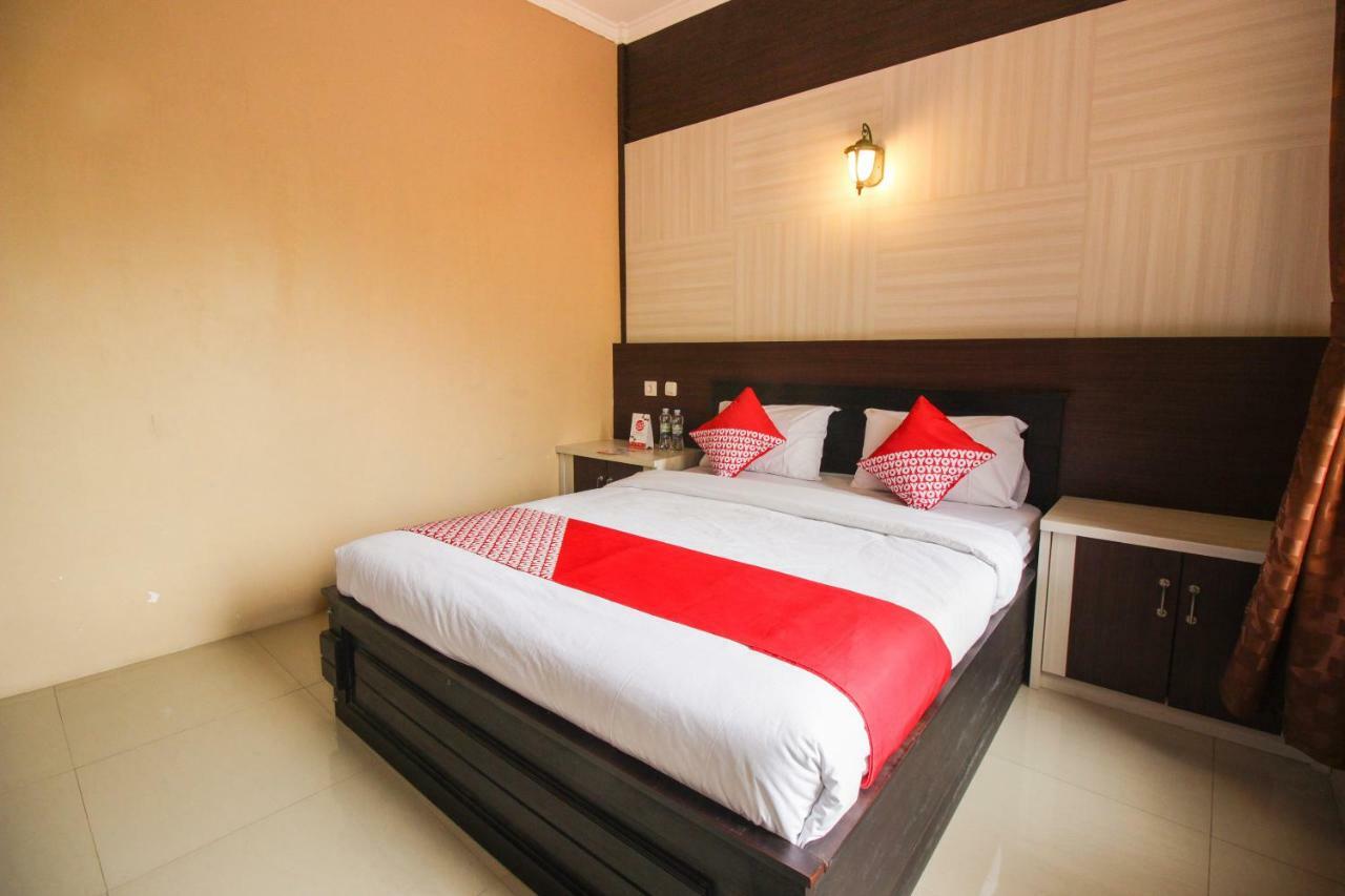 Oyo 820 Abad Baru Hotel Pangandaran Exterior foto