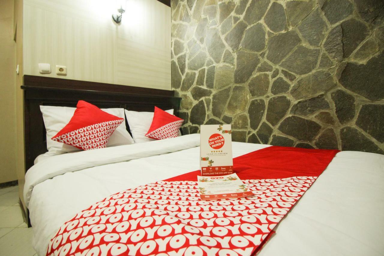 Oyo 820 Abad Baru Hotel Pangandaran Exterior foto